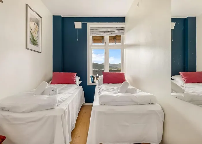 Dinbnb Homes I Panorama View 600m From Bryggen